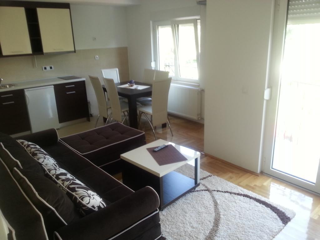 Park Srce Apartments Arandjelovac Bilik gambar