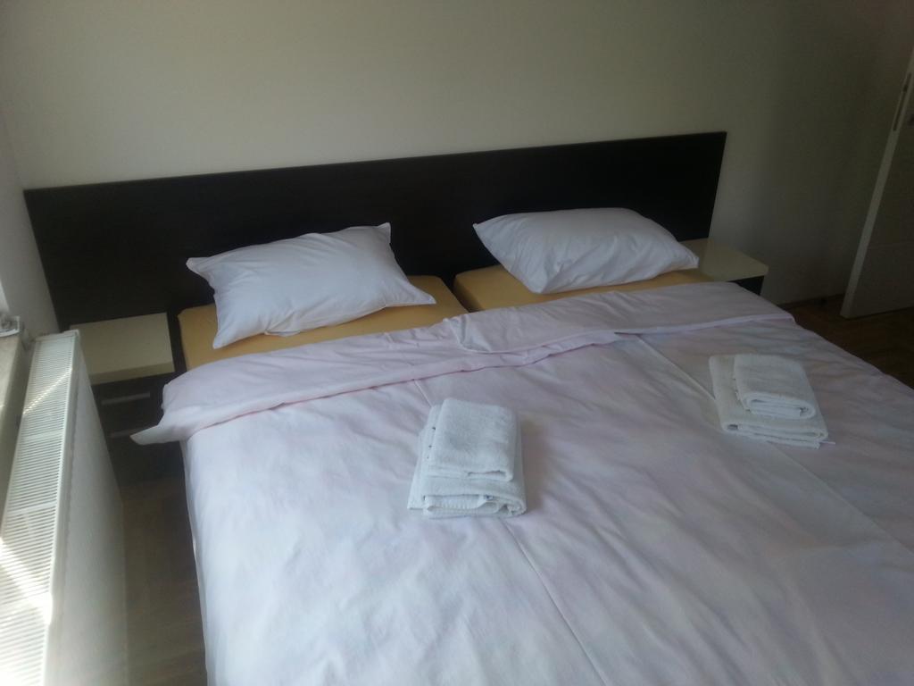 Park Srce Apartments Arandjelovac Bilik gambar